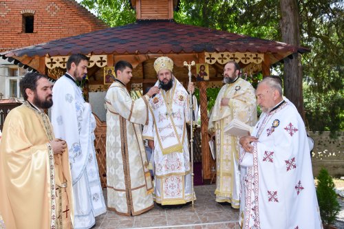 Slujiri arhiereşti în Mitropolia Banatului Poza 17982