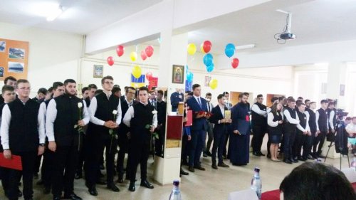 O nouă generație de absolvenți la Liceul Ortodox din Oradea Poza 17461
