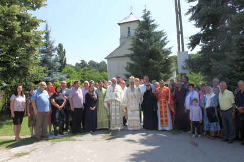 Liturghie arhierească la Mănăstirea Popânzălești Poza 16331