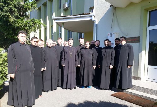 Preoți din Protopopiatul Oradea au donat sânge Poza 16028