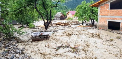 Ajutor pentru cei afectați de inundații Poza 15147