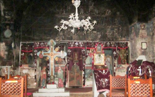 Biserica „Sfântul Nicolae” din Glogova, în proces de restaurare Poza 14545