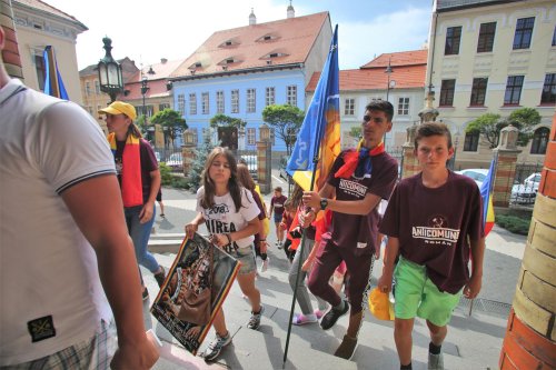 Marșul Centenarului: 1300 de kilometri pe jos pentru reunirea românilor Poza 14209