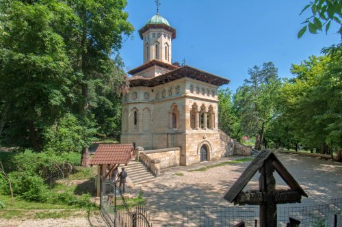 Capela Brătienilor, istorie și recunoștință Poza 14333