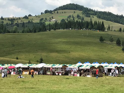 Asociaţia „Produs de Cluj” la Festivalul Usturoiului Poza 13438