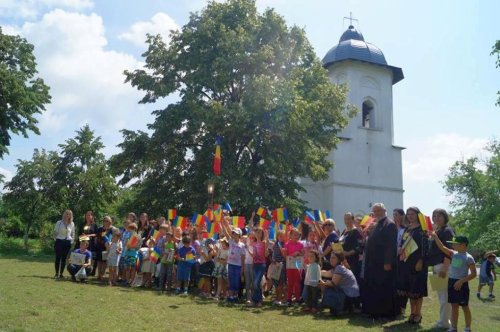 Şcoli de vară pentru tinerii din Moldova Poza 13331