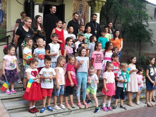 Peste 100 de copii din parohiile de pe valea Mureșului și din Reghin, la concursul de orientare turistică Poza 13213