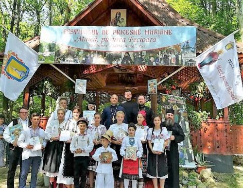 Festival de pricesne mariane pentru copii, la Mănăstirea „Sfânta Maria” Rus, Sălaj Poza 12918