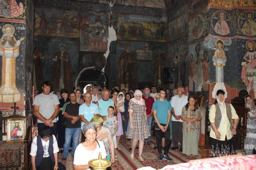 Prăznuirea Sfântului Ierarh Nifon la Craiova Poza 12647