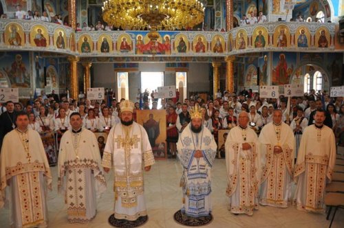 Întâlnirea Tinerilor Ortodocși din Mitropolia Clujului, Maramureșului și Sălajului la Zalău Poza 12444