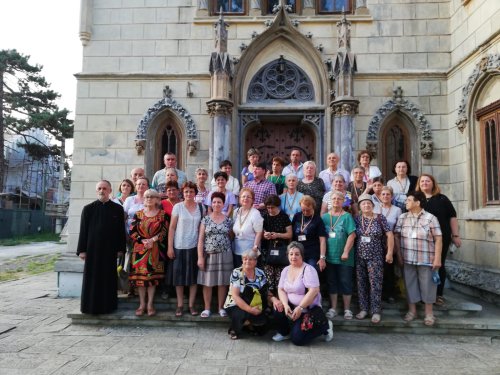 Credincioşi bucureşteni pelerini în Moldova și Bucovina Poza 11854