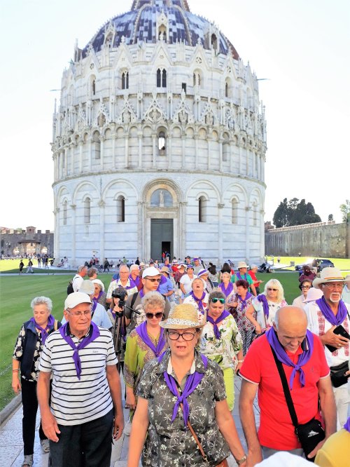 Pelerini clujeni „Pe urmele sfinților în Italia” (III) Poza 11821