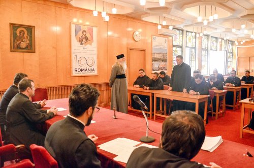 Cursuri pentru obținerea gradelor profesionale în preoție la Timișoara Poza 11642