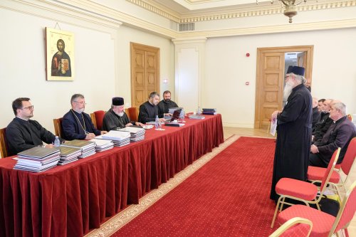 Examen pentru gradul I clerical la București Poza 11606