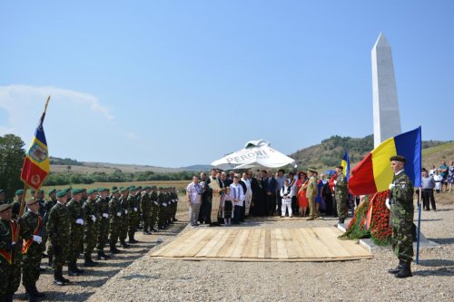 Sfânta Liturghie arhierească și ceremonie la Așchileu Mic, judeţul Cluj Poza 11515