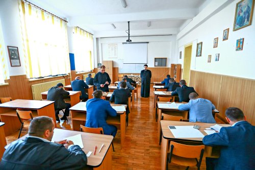 Examen de capacitate preoțească în Arhiepiscopia Buzăului și Vrancei Poza 11266