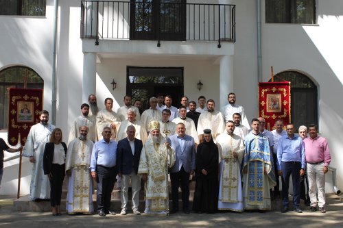 Liturghie arhierească la Mănăstirea Maglavit Poza 10899