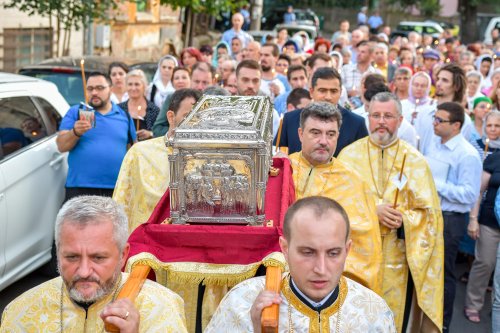 Biserica Iancu Vechi-Mătăsari și-a cinstit ocrotitorii Poza 10120
