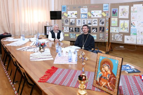 Consfătuirea profesorilor de religie din județul Vrancea Poza 9959