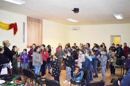 Proiectul „Zestrea Tradițiilor Clujene” continuă în școlile din județul Cluj Poza 9698