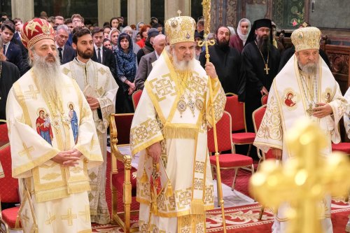 Patriarhul României a sărbătorit 11 ani de la întronizare Poza 9450