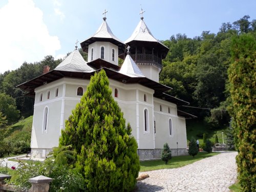 Pelerini clujeni, pe urmele sfinților, în Banat și Serbia (II) Poza 9500