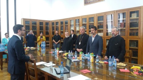 Doi noi doctori în teologie la Facultatea „Justinian Patriarhul” Poza 9198