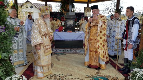 Popas aniversar în Parohia „Pogorârea Sfântului Duh” din Vicovu de Jos Poza 9164