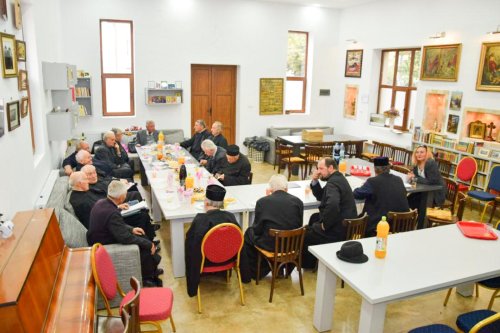 Proiectul „Ceai bun pentru suflet” în Arhiepiscopia Aradului Poza 9022