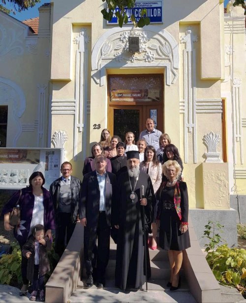 IPS Arhiepiscop Irineu a vizitat Palatul Copiilor din Alba Iulia Poza 8837
