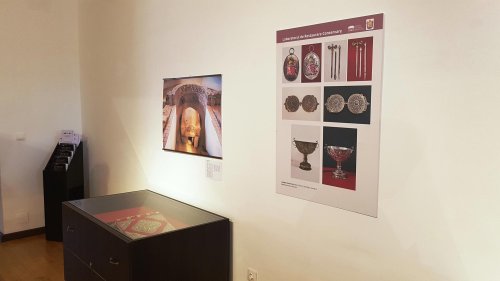 Expoziție de obiecte bisericești din tezaurul Episcopiei Tulcii, la Oradea Poza 8685