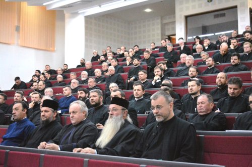 Conferințele de toamnă pentru preoții din protopopiatele Cluj I și Cluj II Poza 8300