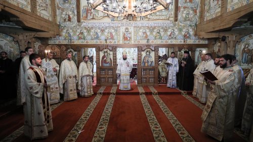 Conferinţa preoţească de toamnă la Mănăstirea Bârsana, Maramureș Poza 8102