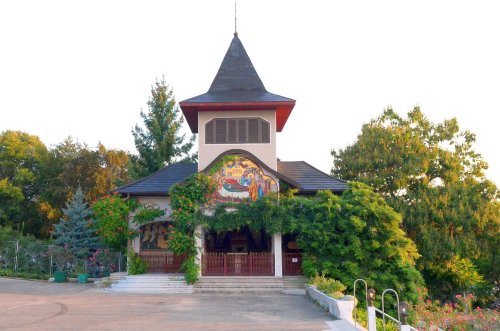 Mănăstirea „Sfânta Ana”-Orșova, o promisiune onorată Poza 8353