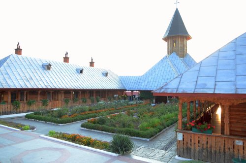 Mănăstirea „Sfânta Ana”-Orșova, o promisiune onorată Poza 8357
