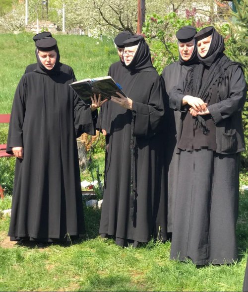 Mănăstirea „Sfânta Ana”-Orșova, o promisiune onorată Poza 8364