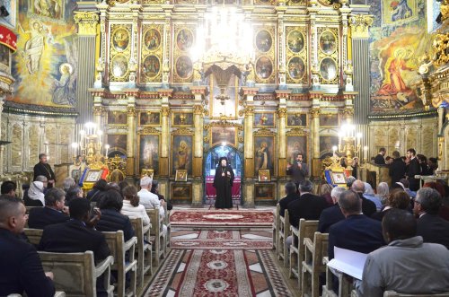 28 de ambasadori au vizitat Catedrala cu lună din Oradea Poza 7988