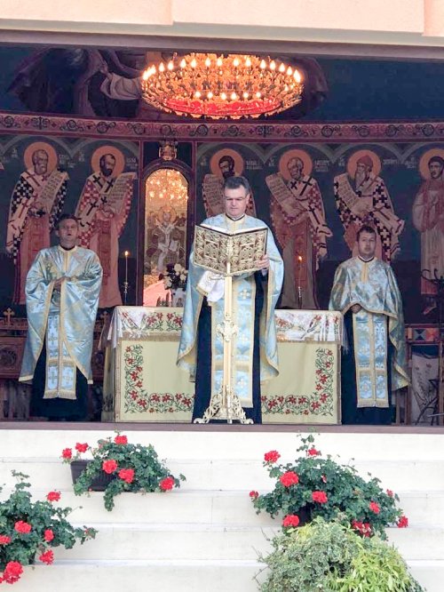 Conferința de toamnă a preoților din protopopiatele Lipova, Arad și Ineu Poza 8012