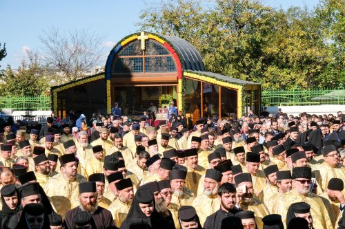 Comuniunea sfinților și credincioșilor români Poza 7620