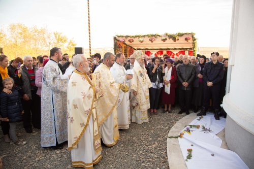 Sfântul Ierarh Iachint sărbătorit în Muntenia și Dobrogea  Poza 7380