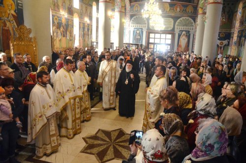 Sfântul Ierarh Iachint sărbătorit în Muntenia și Dobrogea  Poza 7385