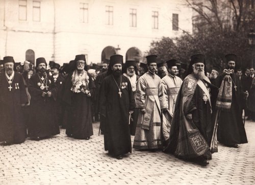 93 de ani de la întronizarea primului Patriarh al României Poza 7200