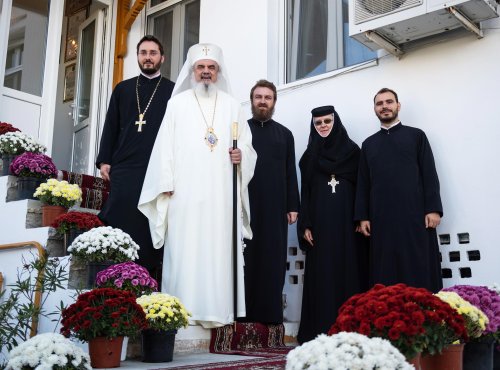 Patriarhul României, la mănăstirea ilfoveană Pasărea Poza 6944