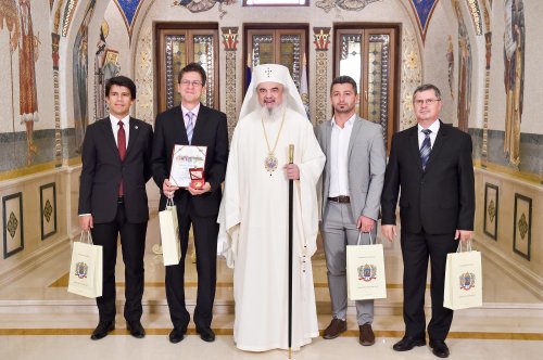 Patriarhul României a semnat în Cartea Centenarului Poza 6736