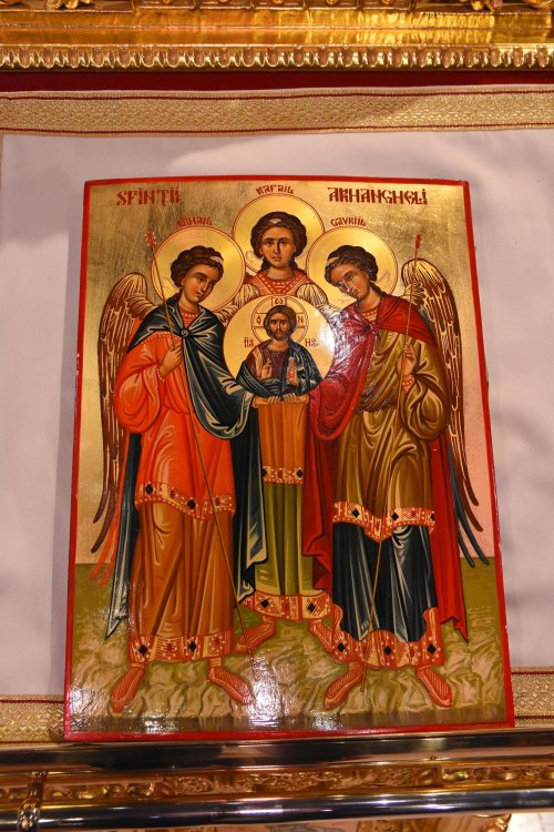 Sfinții Arhangheli, prăznuiți la Catedrala Patriarhală Poza 6656