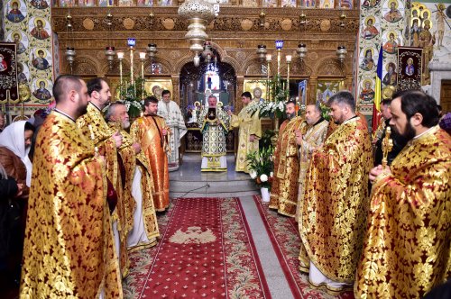 Biserica Șerban Vodă și-a cinstit ocrotitorul Poza 6120