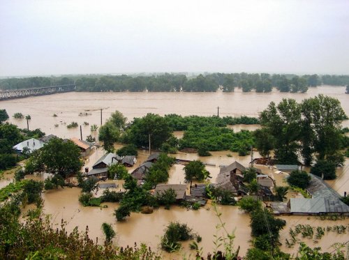 România, vulnerabilă în faţa inundaţiilor şi secetei Poza 6136
