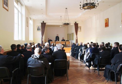 Şedința preoţilor din Protopopiatul Cluj II Poza 6081