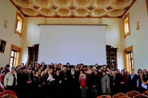 Alegeri la Societatea Ortodoxă a Femeilor Române, filiala Iaşi Poza 5861