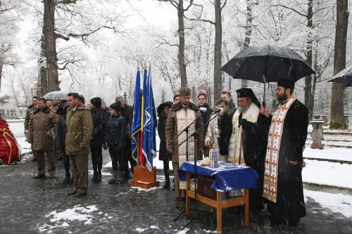 Eroii căzuți la datorie, comemorați la Sibiu Poza 5801